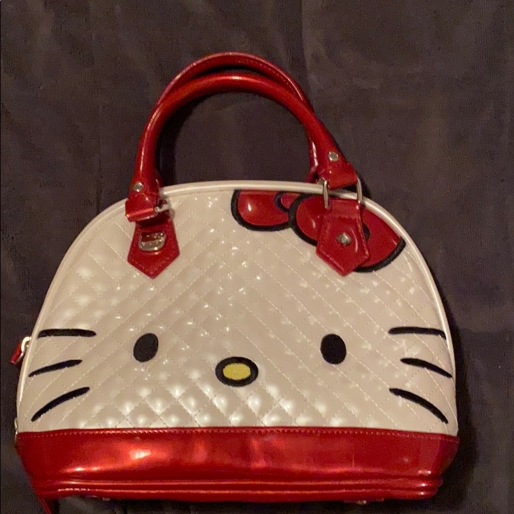 Hello kitty purse